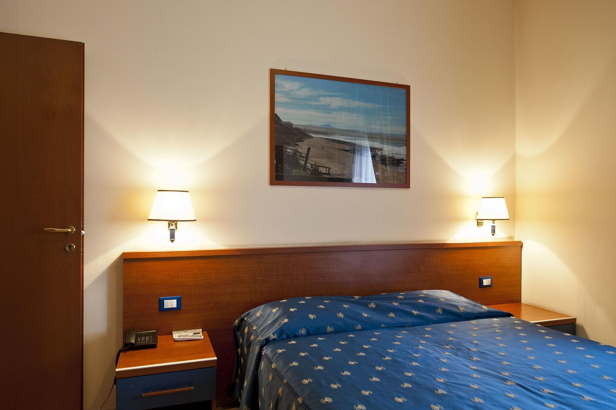 Hotel 4 Pini Roma Exterior foto
