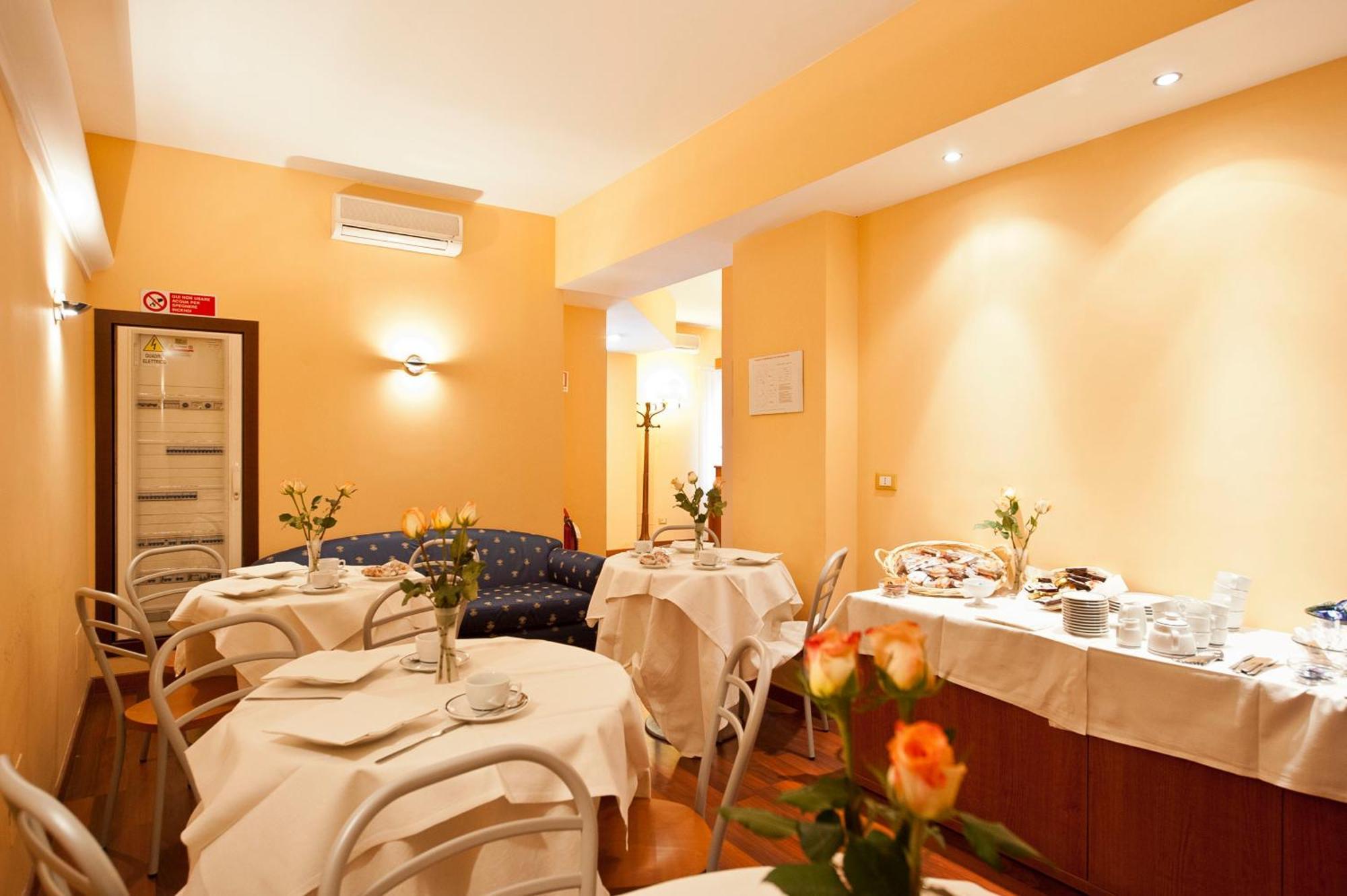 Hotel 4 Pini Roma Exterior foto